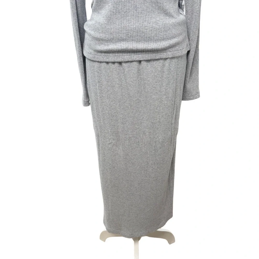 Grey Ribbed Knit 2 Pc Set Mock Neck Top Midi Skirt Medium Minimalist Scandi‎ CBK